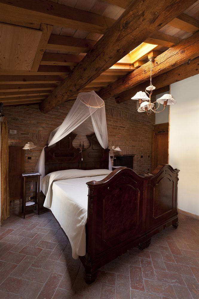 Locanda Corte Arcangeli Феррара Екстер'єр фото