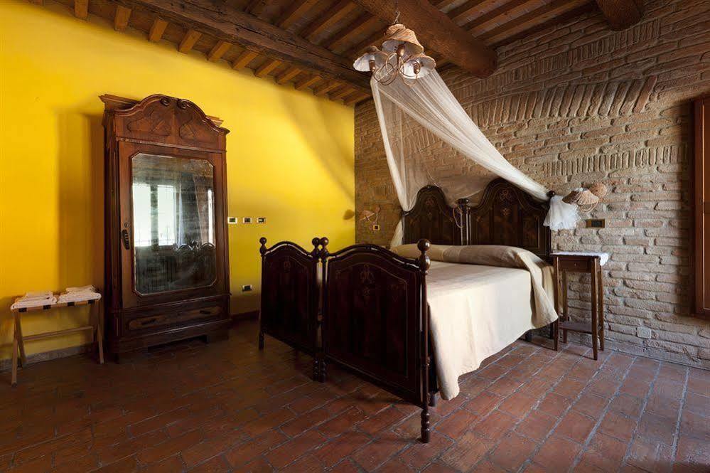 Locanda Corte Arcangeli Феррара Екстер'єр фото